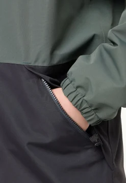 Snowy Days Jacket K