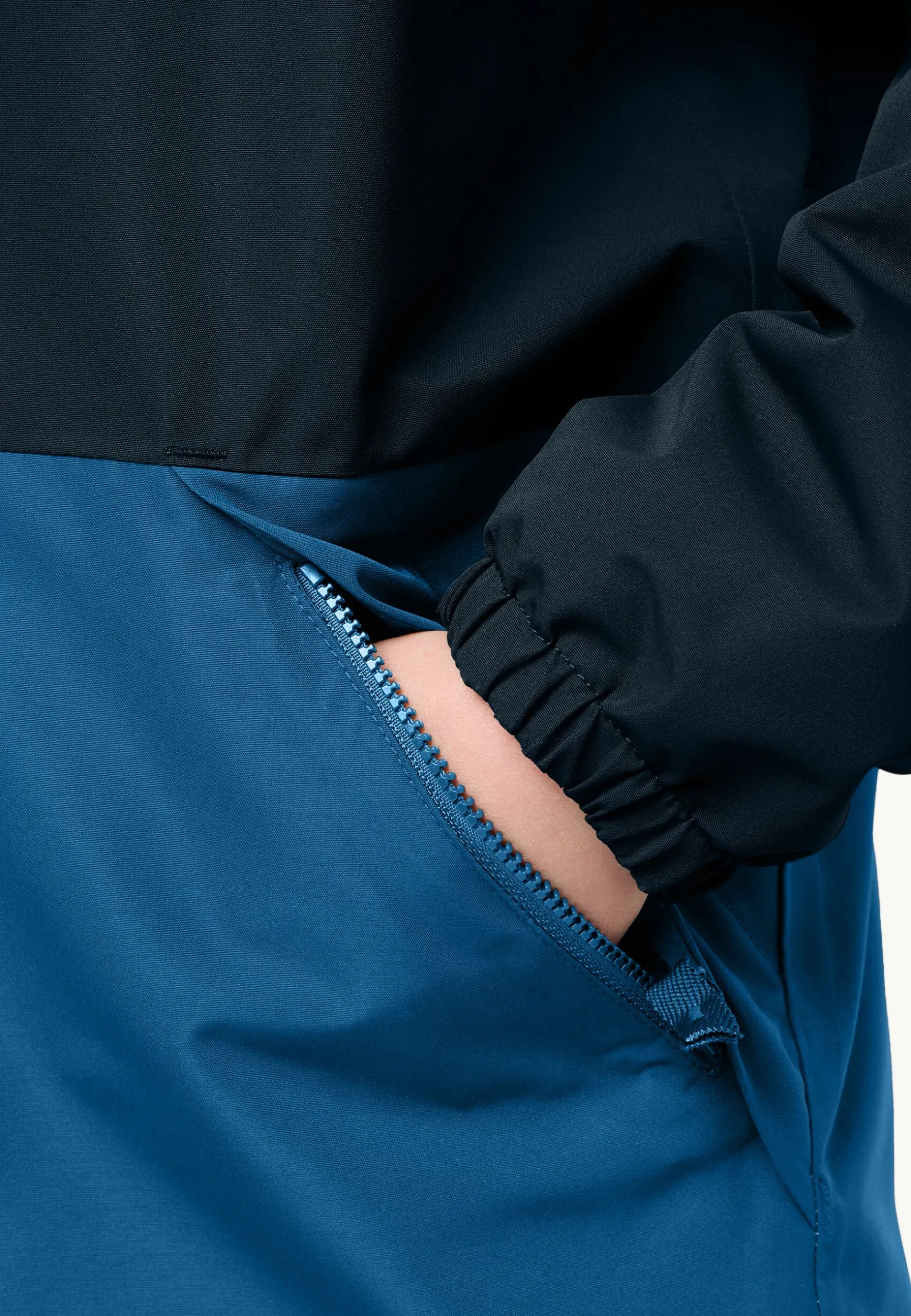 Snowy Days Jacket K